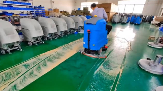 广州2023年还在用人工的物业保洁不妨试试洗地机吧